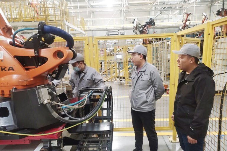 Foton Trucks: Fear of science and technology